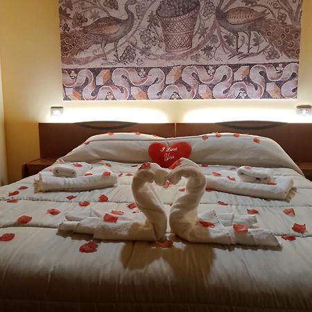 B&B Megale Hellas 罗萨尔诺 外观 照片