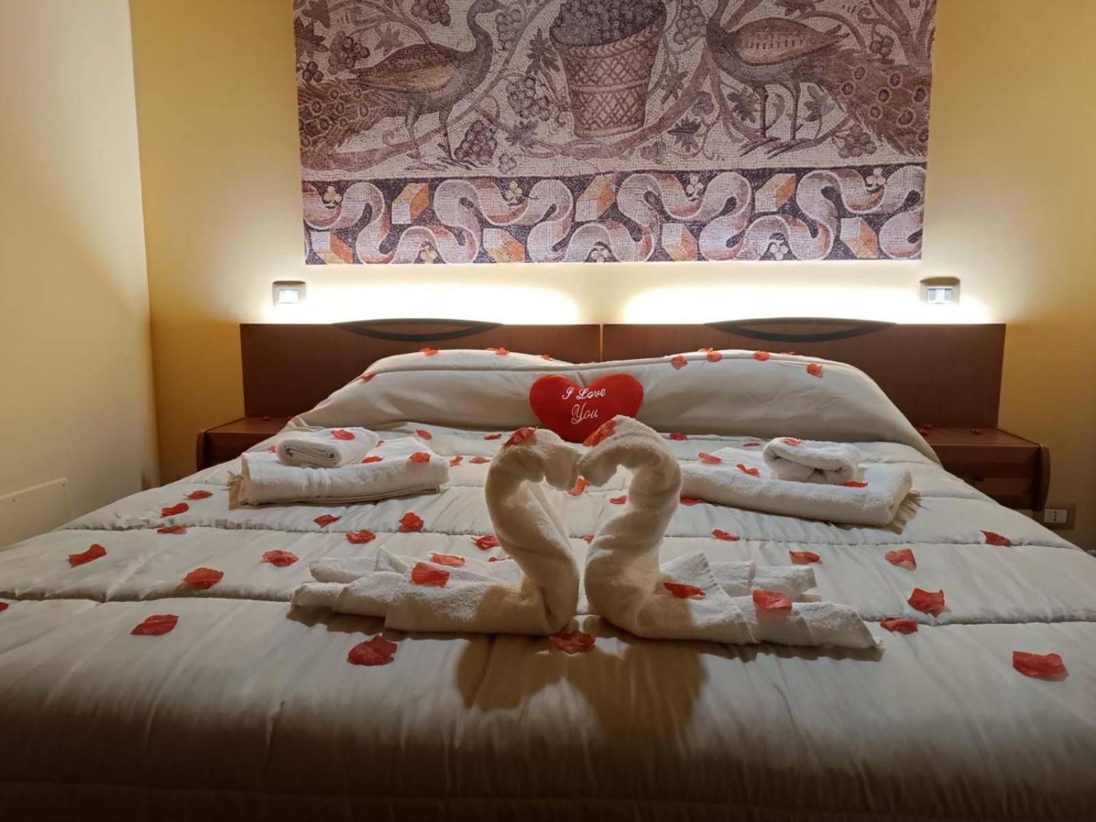 B&B Megale Hellas 罗萨尔诺 外观 照片